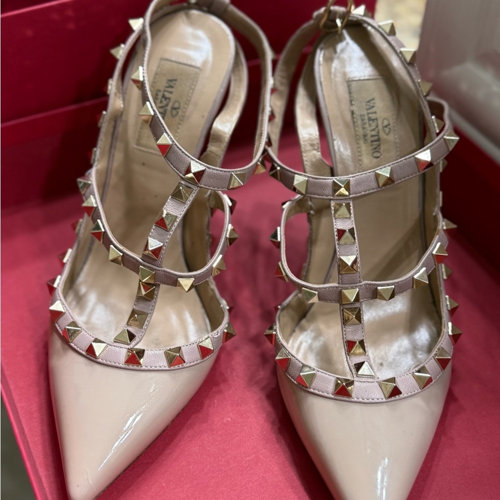 VALENTINO ROCKSTUD ANKLE STRAP PUMP - Picture 2 of 6